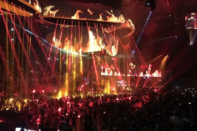 Lady-Gaga-Joanna-tour