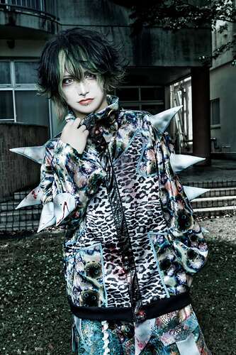 Gt. ROGIWO (ロギヲ)