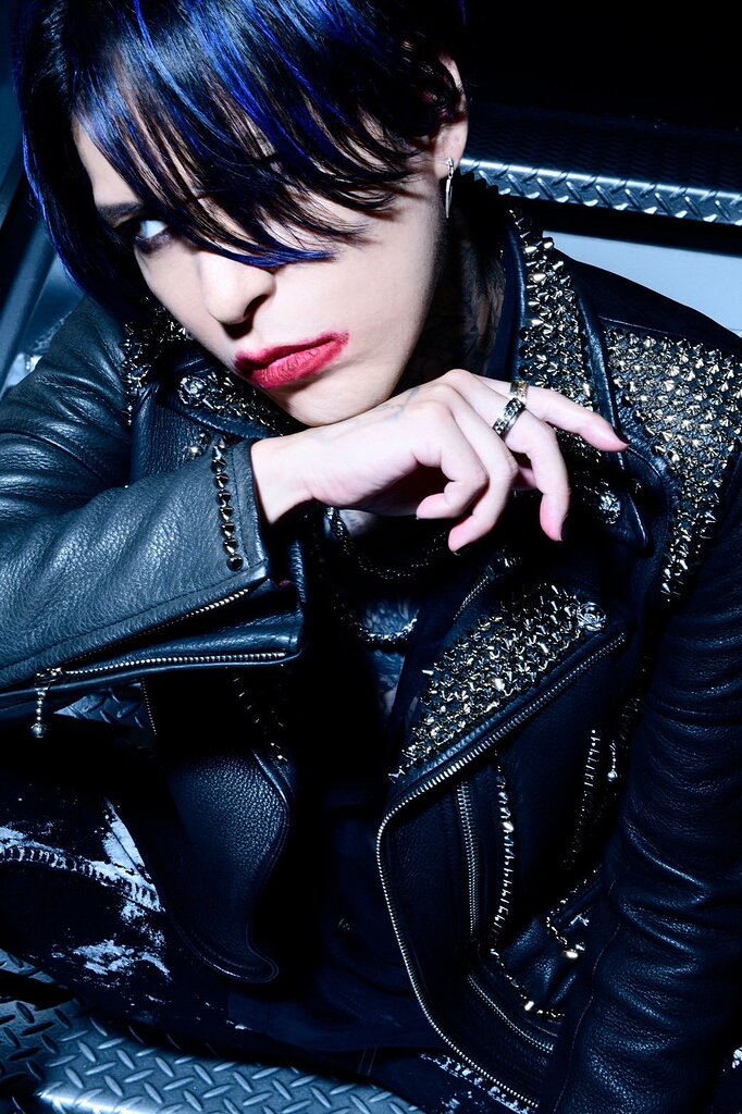 HAZUKI new album “MAKE UP ØVERKILL” release - News - JROCK ONE