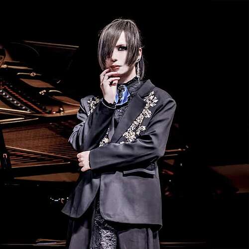 Piano. RyO
