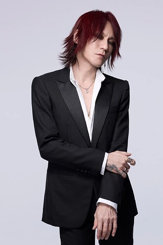 Gt. SUGIZO