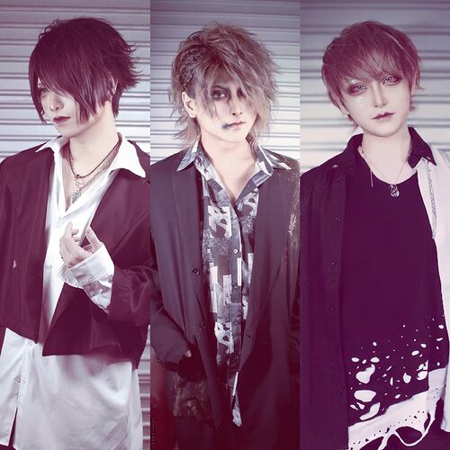 New band “全部話しておきたいんだ。(Zenbu Hanashite Okitain