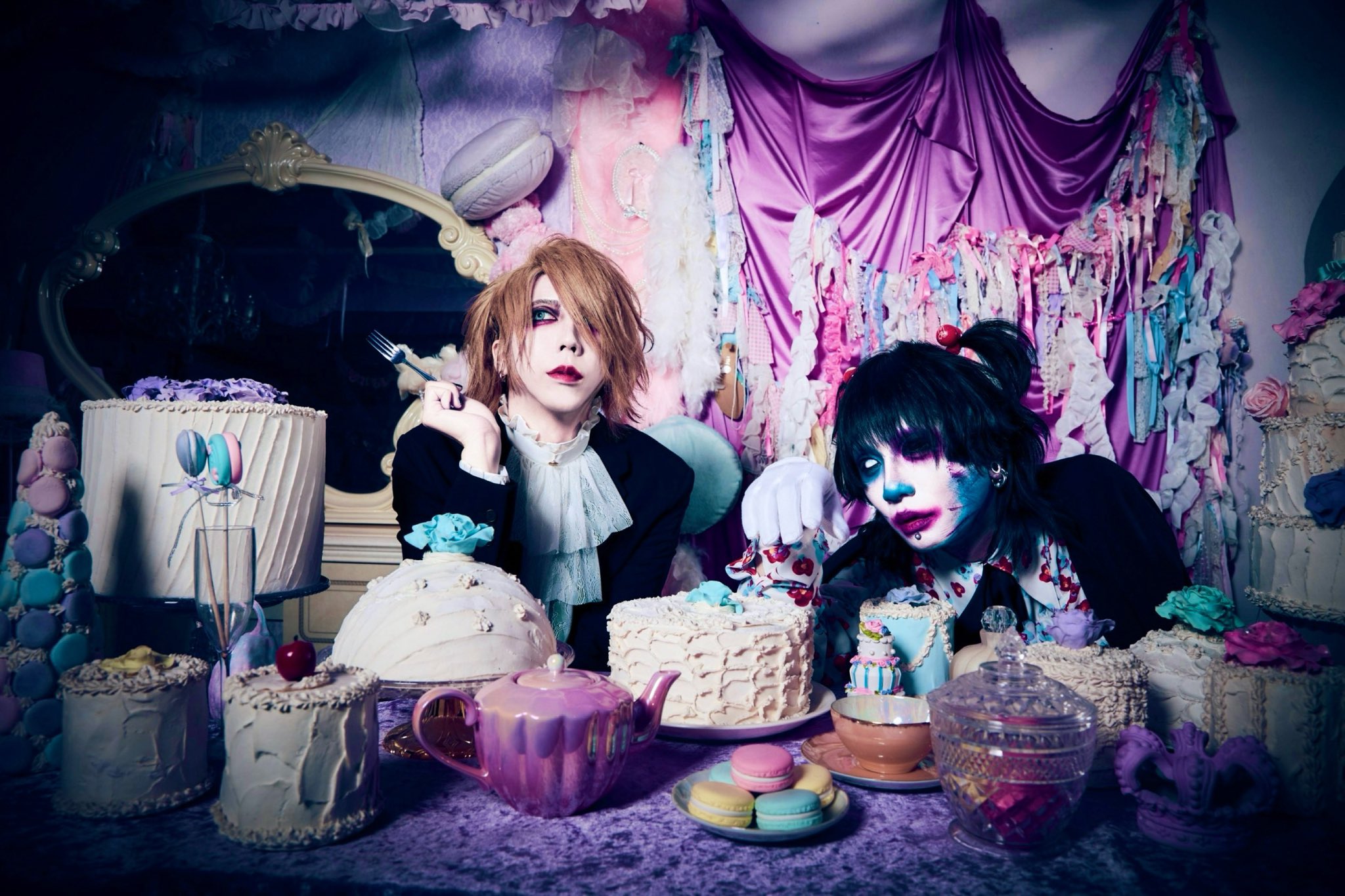 ex-gulu gulu Vo. 哀 (i) and Gt. 凛人 (Rito) new project 無所属垢 (Mushozoku Aka) -  Page 3 - News - JROCK ONE