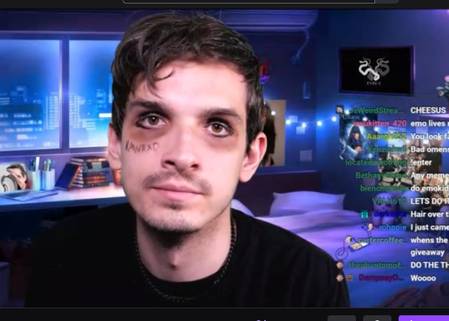 nik emo
